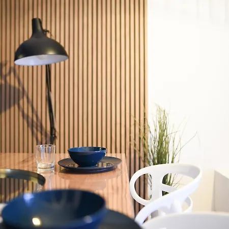 Apartment Chic T2 Avec Balcon Et Parking - Zenith, Hippodrome